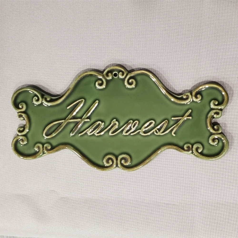 Harvest Sign in Green‎ - NWT